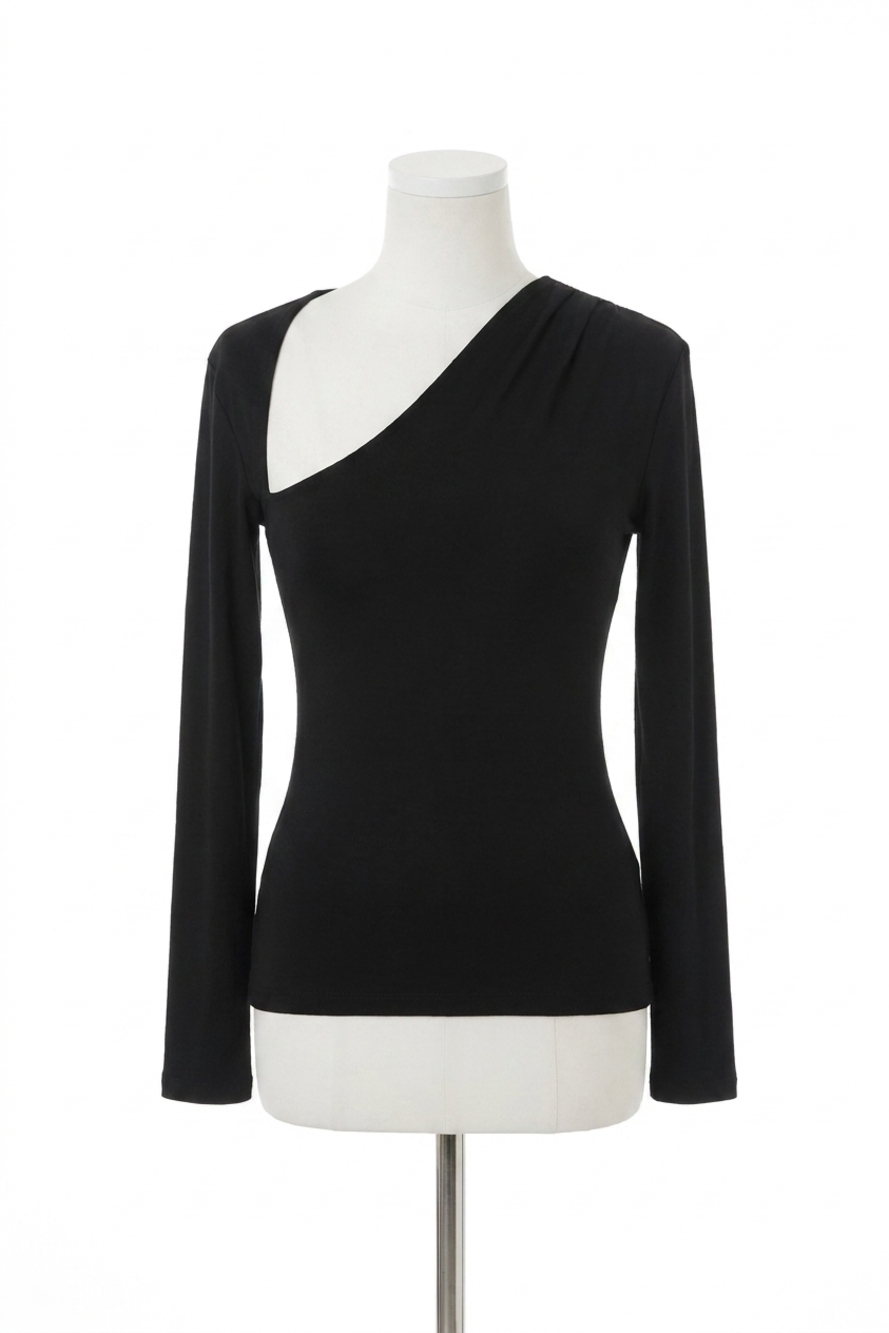 NEW ASTR della cutout long sleeve bodysuit in black
